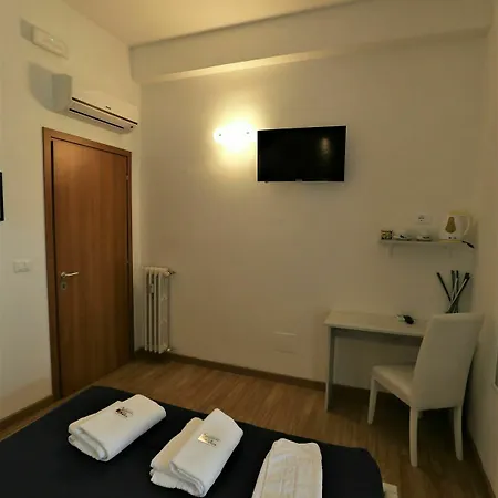 Rooma Beb Pensión Roma